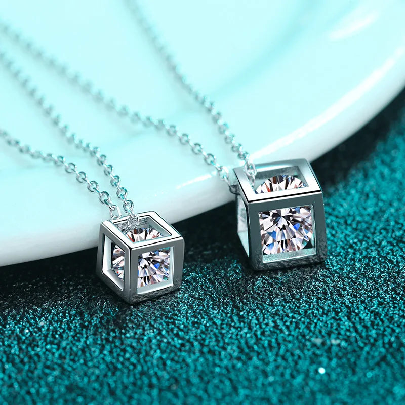 S925 Sterling Silver 1CT Moissanite Square Pendant Necklace-3