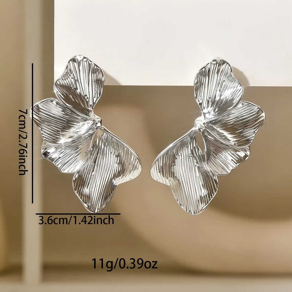 Elegant Leaf Stud Earrings for Everyday Grace-1