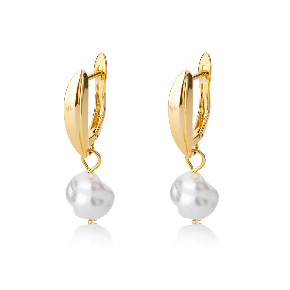Minimalist Star Hoop Earrings for Everyday Elegance-8