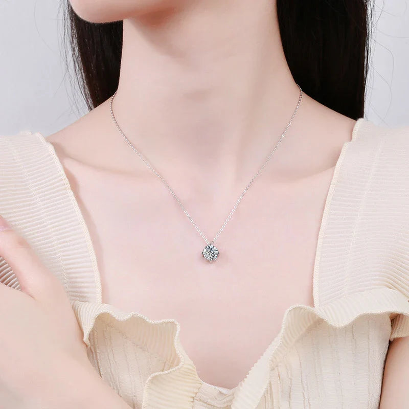 VVS1 D Moissanite Diamond Pendant Necklace for Women-1