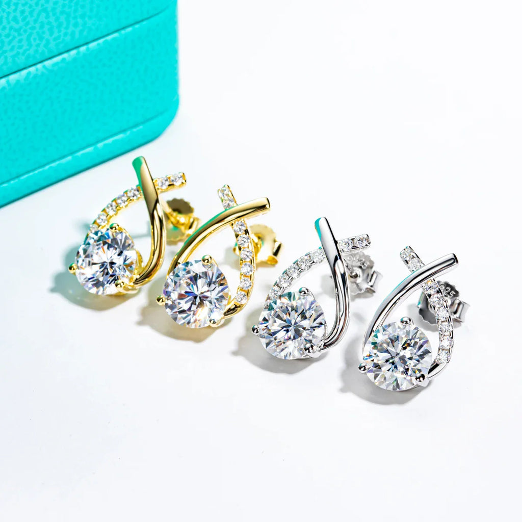 4 CTTW D Color Moissanite Stud Earrings-3